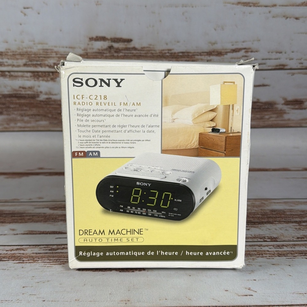 Sony Dream Machine ICF-C218 Automatic Digital Alarm Clock with AM / FM Radio
